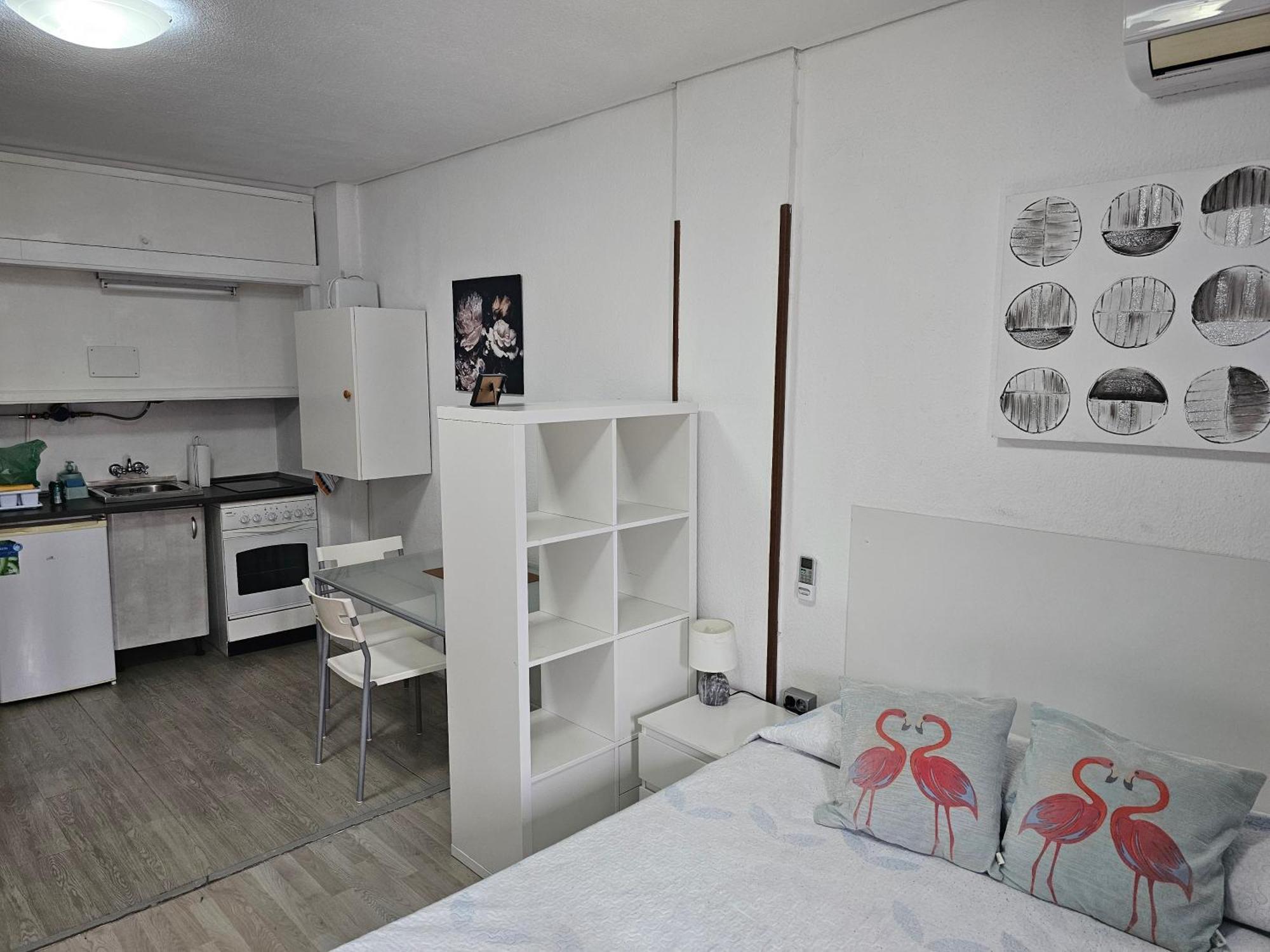 Estudio Doble Con Balcon En Madrid Centro Exterior photo